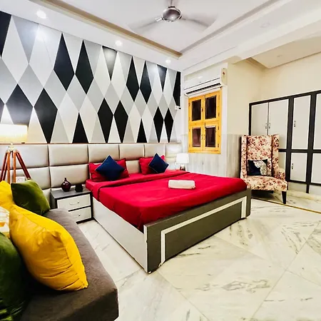 Divine Inn Hotel Rajouri Garden New Delhi Exterior photo
